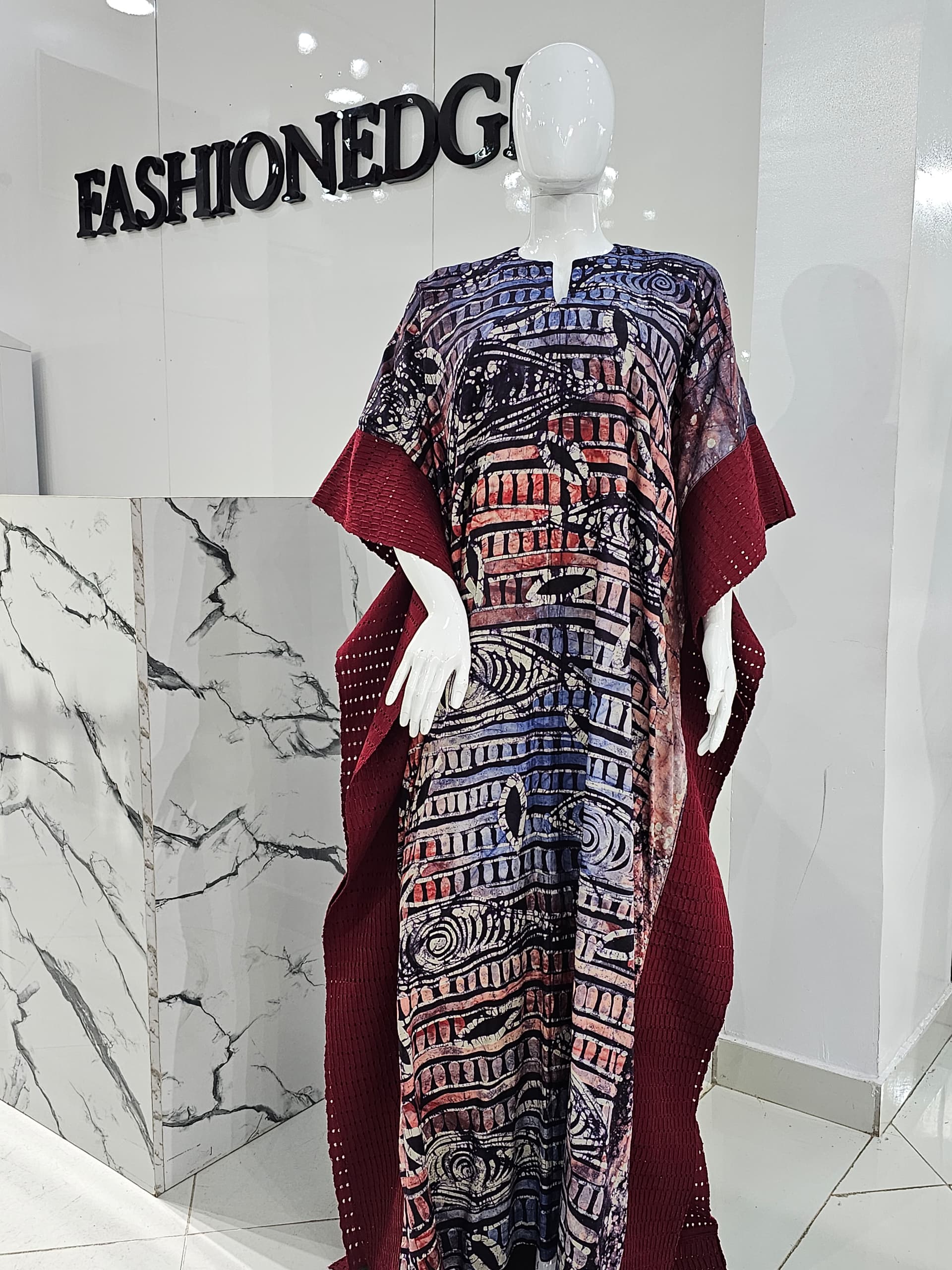ROYAL BOUBOU